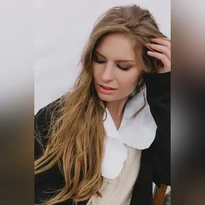 成蕾玉